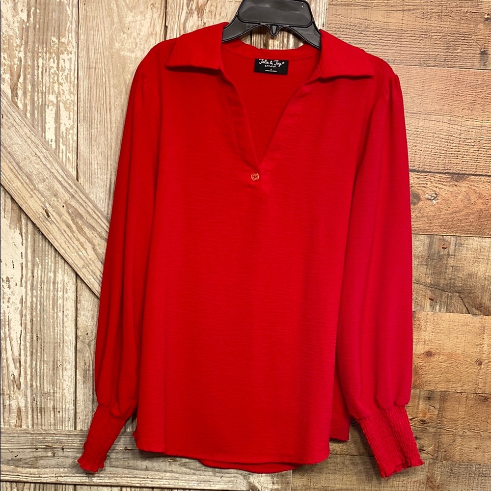 Relaxed Red Blouse with Notched Collar and Buttoned Style
PTP-18”